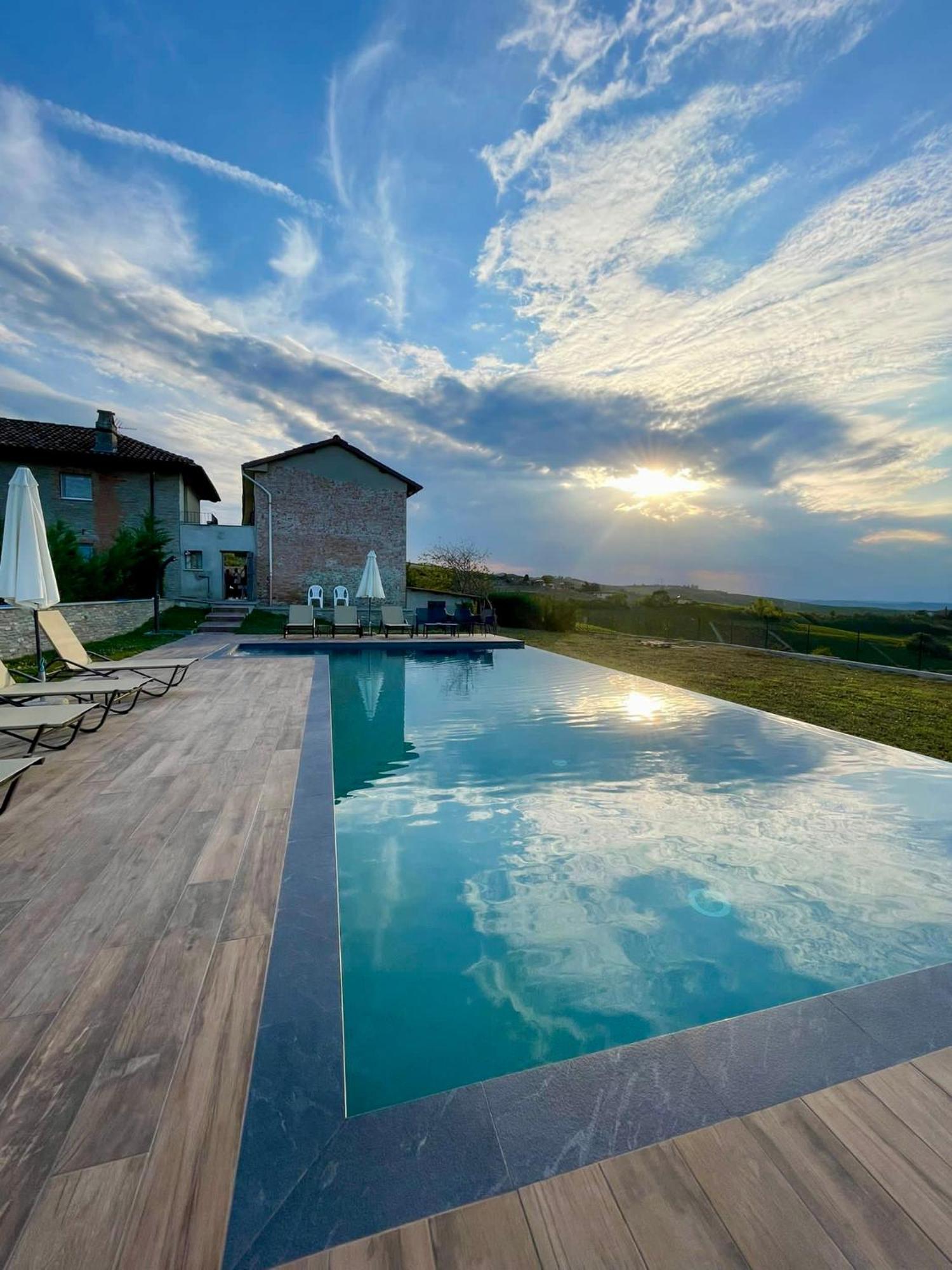 Villa Barbero Alba Langhe 망고 외부 사진